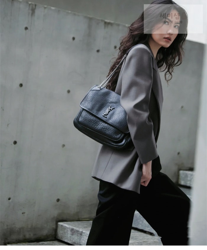 Saint Laurent 생로랑 미디엄 니키 Niki 플랩 숄더백 Bag 2번 이미지