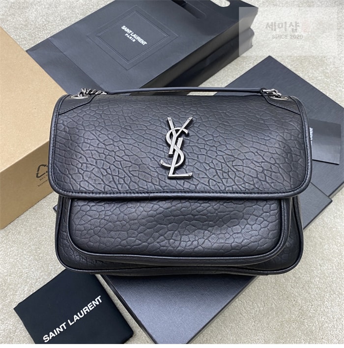 Saint Laurent 생로랑 미디엄 니키 Niki 플랩 숄더백 Bag 5번 이미지