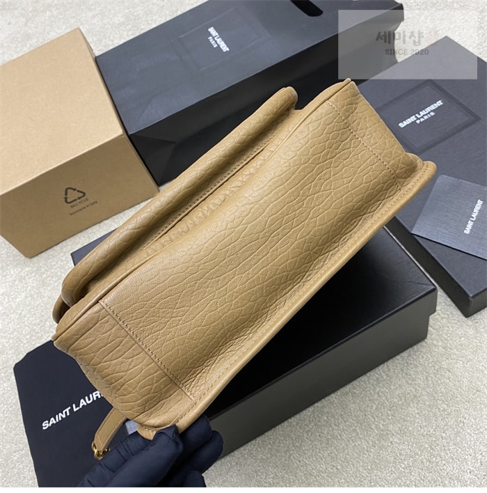 Saint Laurent 생로랑 미디엄 니키 Niki 플랩 숄더백 Bag 23번 이미지