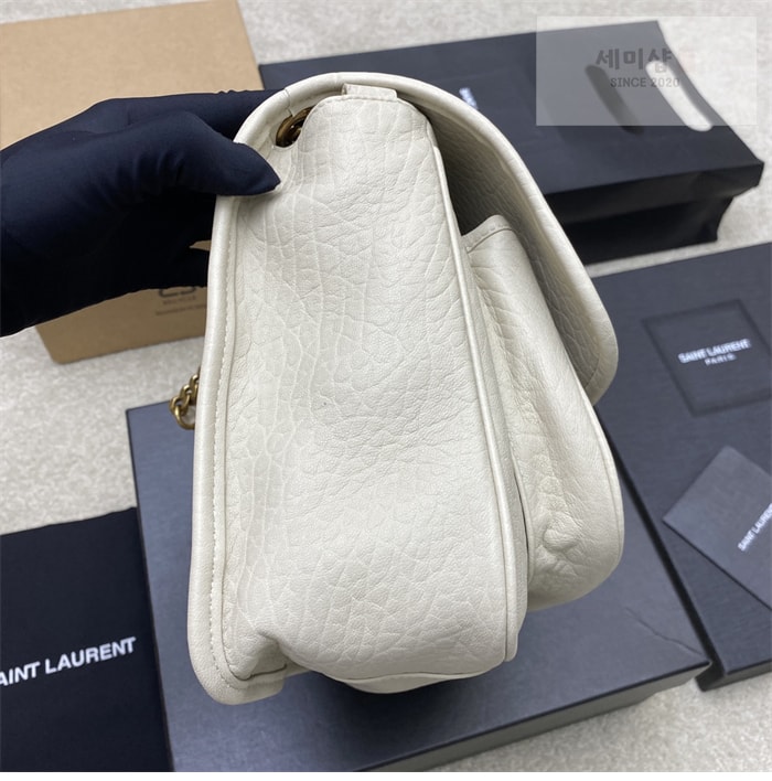 Saint Laurent 생로랑 미디엄 니키 Niki 플랩 숄더백 Bag 26번 이미지