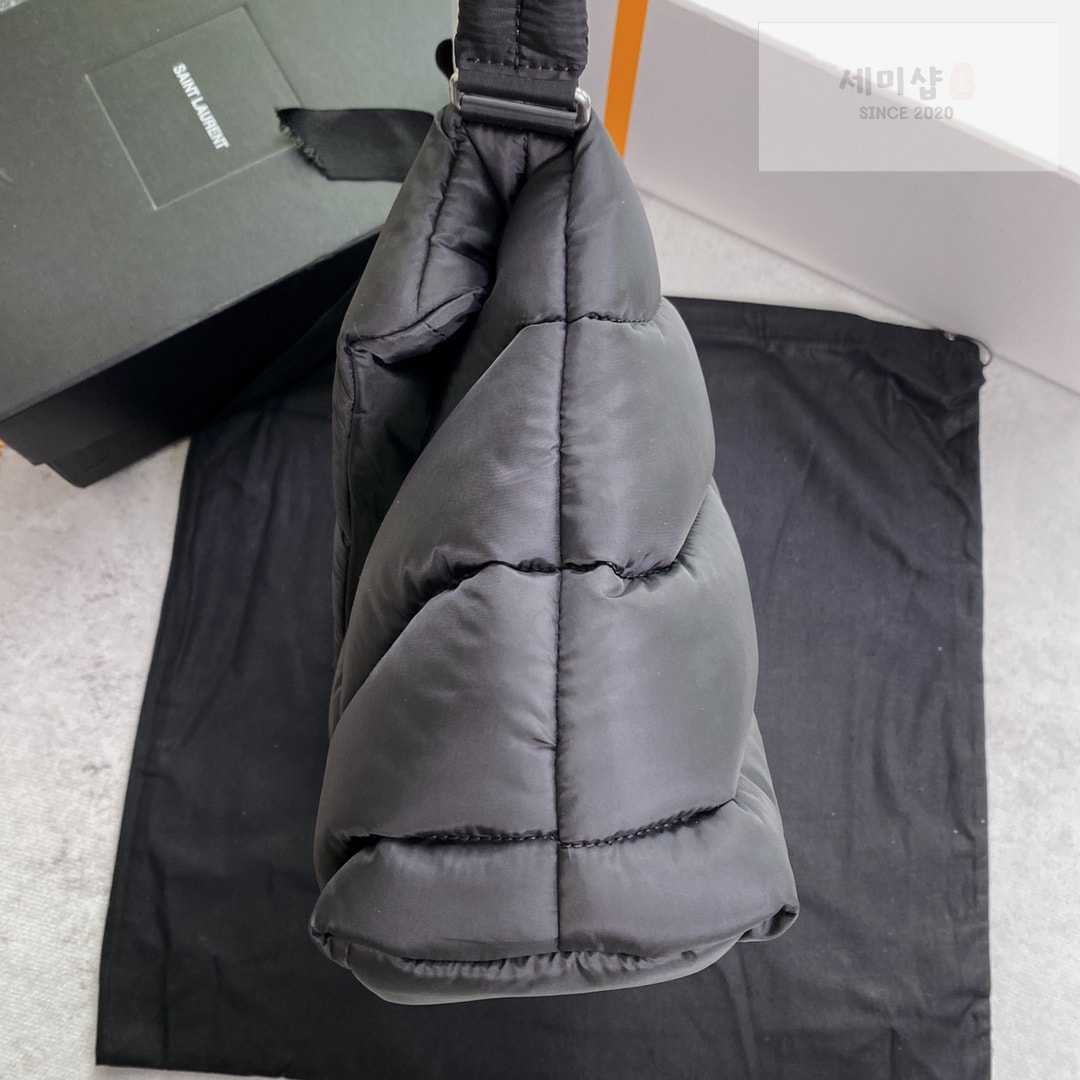 Saint Laurent 생로랑 에코 나일론 YSL 푸퍼 메신저 백 34*27*12CM Bag 6번 이미지