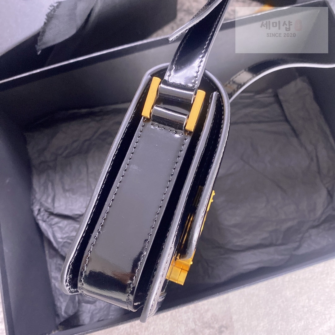 Saint Laurent 생로랑 페이턴드 레더 솔페리노 스몰 사첼 백 19*13*5CM Bag 8번 이미지