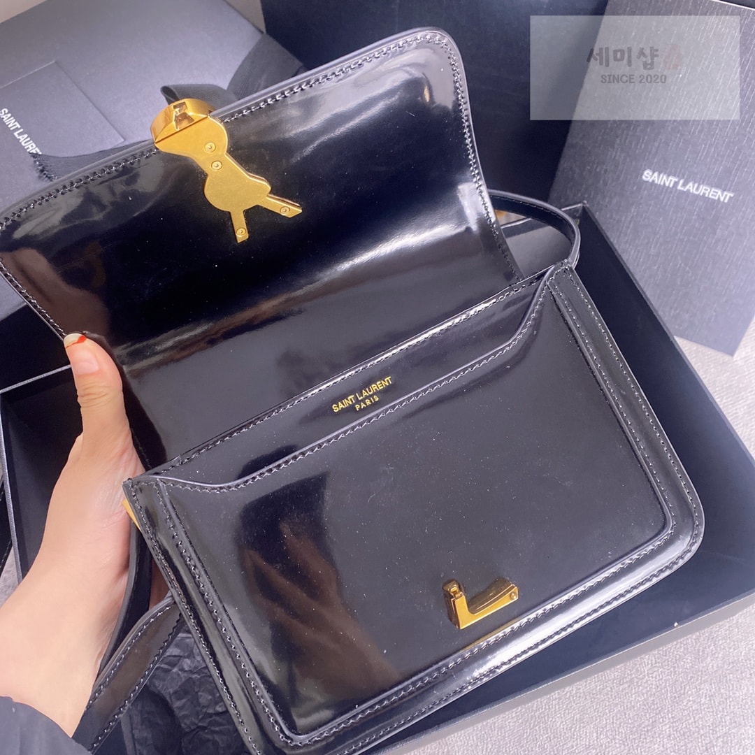 Saint Laurent 생로랑 페이턴드 레더 솔페리노 스몰 사첼 백 19*13*5CM Bag 9번 이미지