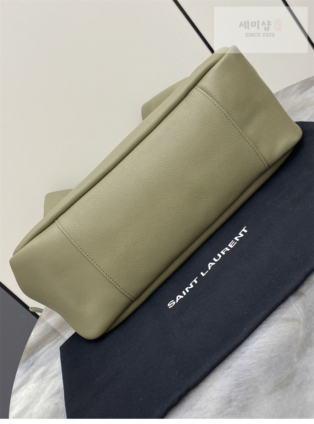 Saint Laurent 생로랑 LE5À7 호보백 753837 Bag 19번 이미지