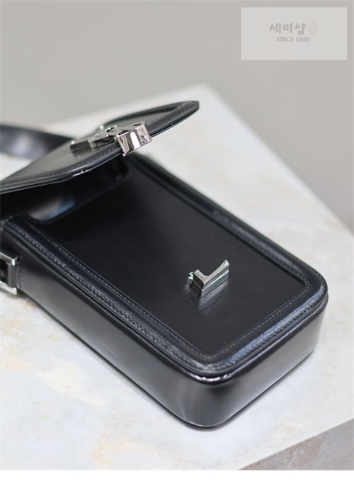 Saint Laurent 생로랑 SOLFERINO 플랩 미니 사첼 백 753963 Bag 7번 이미지