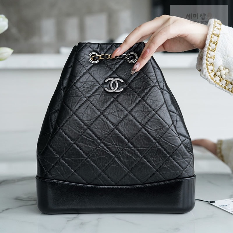 C H A N E L 샤넬 가브리엘 백팩 미디움 블랙 Bag 13번 이미지