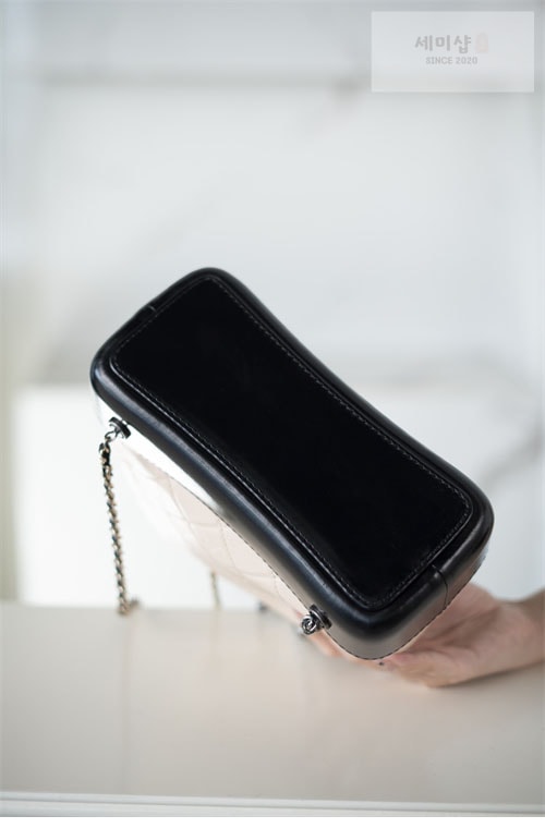 C H A N E L 샤넬 가브리엘 백팩 스몰 베이지 Bag 1번 이미지