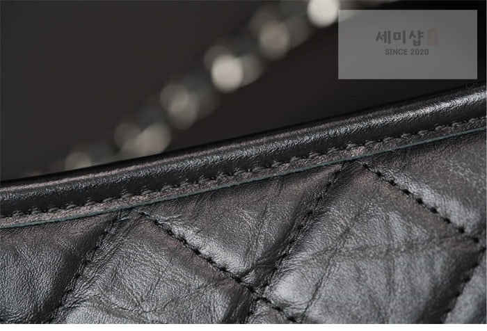 C H A N E L 샤넬 가브리엘 호보백 스몰 블랙 Bag 21번 이미지