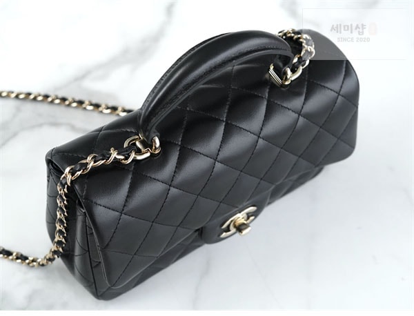C H A N E L 샤넬 램스킨 탑 핸들 미니 플랩 백 블랙 Bag 13번 이미지