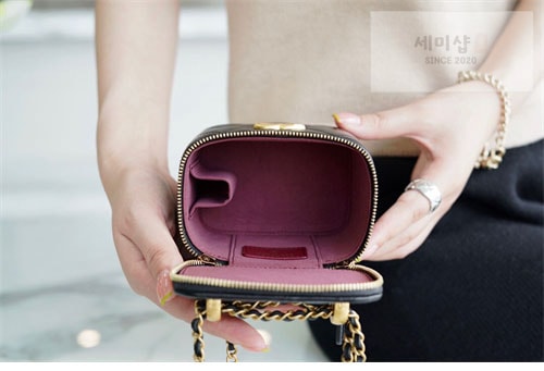 C H A N E L 샤넬 베니티 미니백 블랙 Bag 12번 이미지