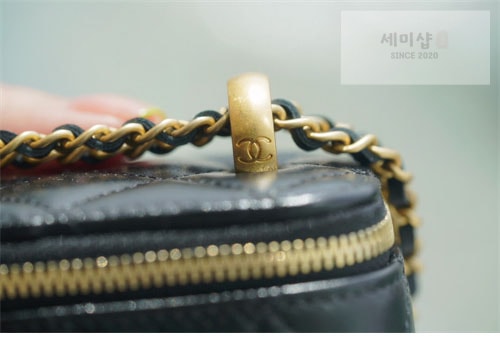 C H A N E L 샤넬 베니티 미니백 블랙 Bag 19번 이미지