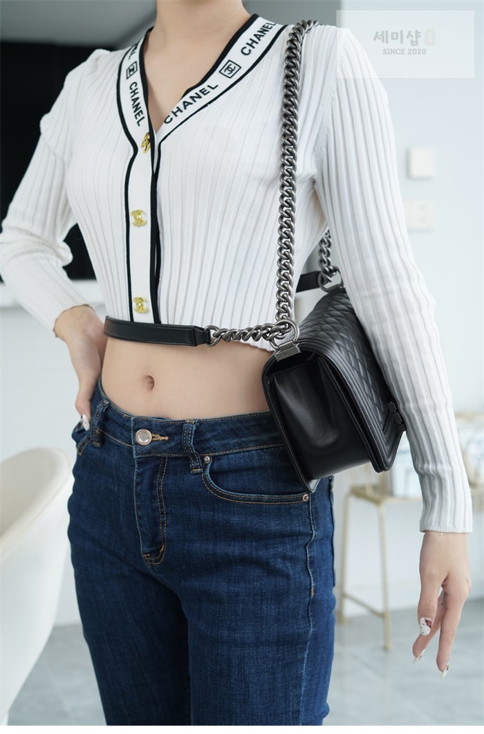 C H A N E L 샤넬 보이백 미디엄 블랙 Bag 9번 이미지