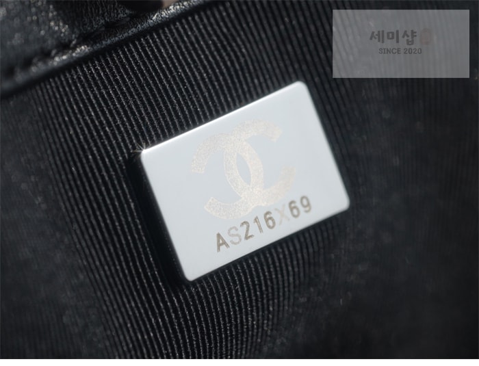 C H A N E L 샤넬 보이백 미디엄 블랙 Bag 7번 이미지