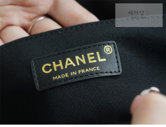 C H A N E L 샤넬 보이백 미디엄 블랙 Bag 14번 이미지