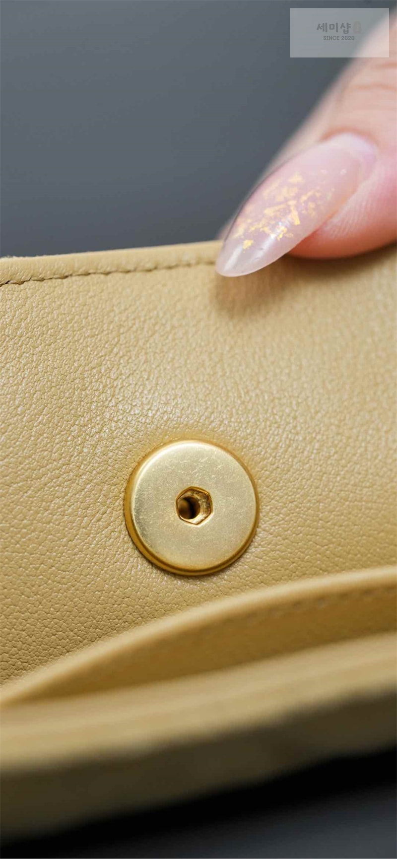 샤넬 샤넬 스웨이드 보댕-주아유 램스킨 플랩백 블랙 Bag 13번 이미지