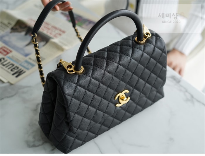 C H A N E L 샤넬 코코 핸들백 미디움 블랙 Bag 16번 이미지