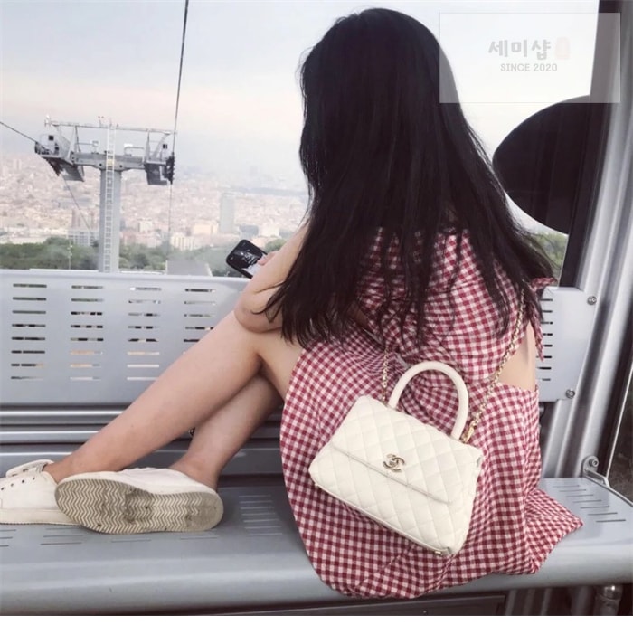 C H A N E L 샤넬 코코 핸들백 스몰 화이트 Bag 15번 이미지