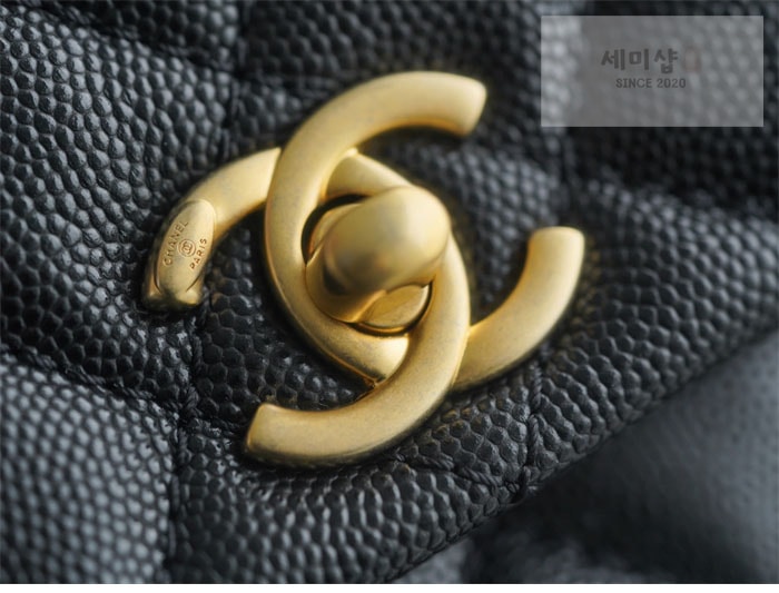 C H A N E L 샤넬 코코 핸들 스몰백 금장 블랙 Bag 18번 이미지