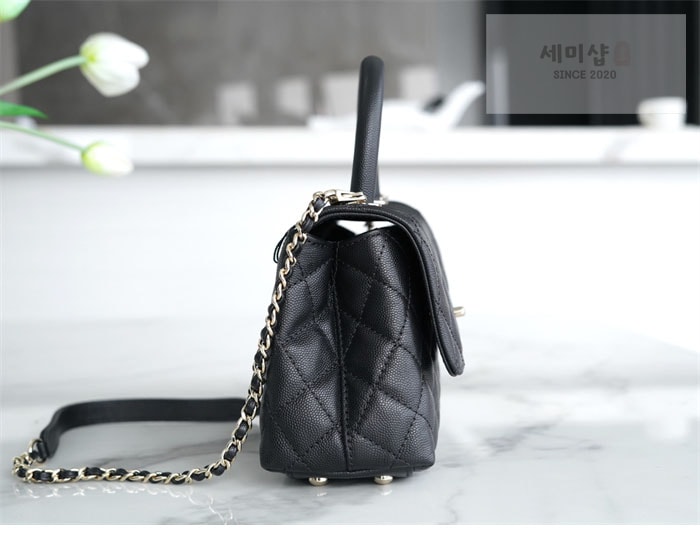 C H A N E L 샤넬 코코 핸들 스몰백 샴골 블랙 Bag 4번 이미지