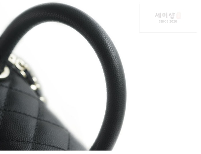 C H A N E L 샤넬 코코 핸들 스몰백 샴골 블랙 Bag 19번 이미지