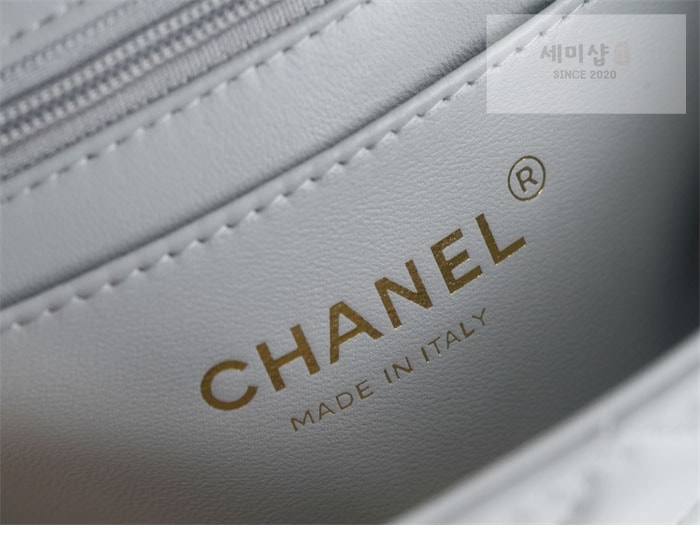 C H A N E L 샤넬 클래식 골드볼 미니 플랩백 그레이 그레이 Bag 6번 이미지