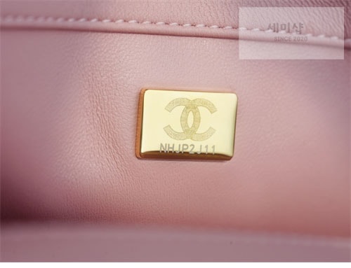 C H A N E L 샤넬 클래식 뉴미니 캐비어 금장 핑크 Bag 11번 이미지