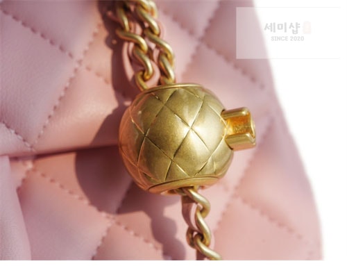 C H A N E L 샤넬 클래식 뉴미니 캐비어 금장 핑크 Bag 12번 이미지