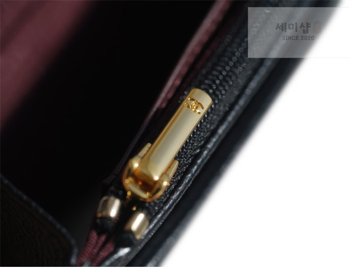 C H A N E L 샤넬 클래식 WOC 블랙/금장 HAAS 가죽 블랙 Bag 19번 이미지