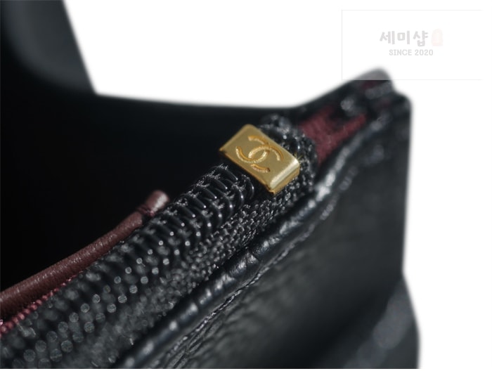 C H A N E L 샤넬 클래식 WOC 블랙/금장 HAAS 가죽 블랙 Bag 7번 이미지