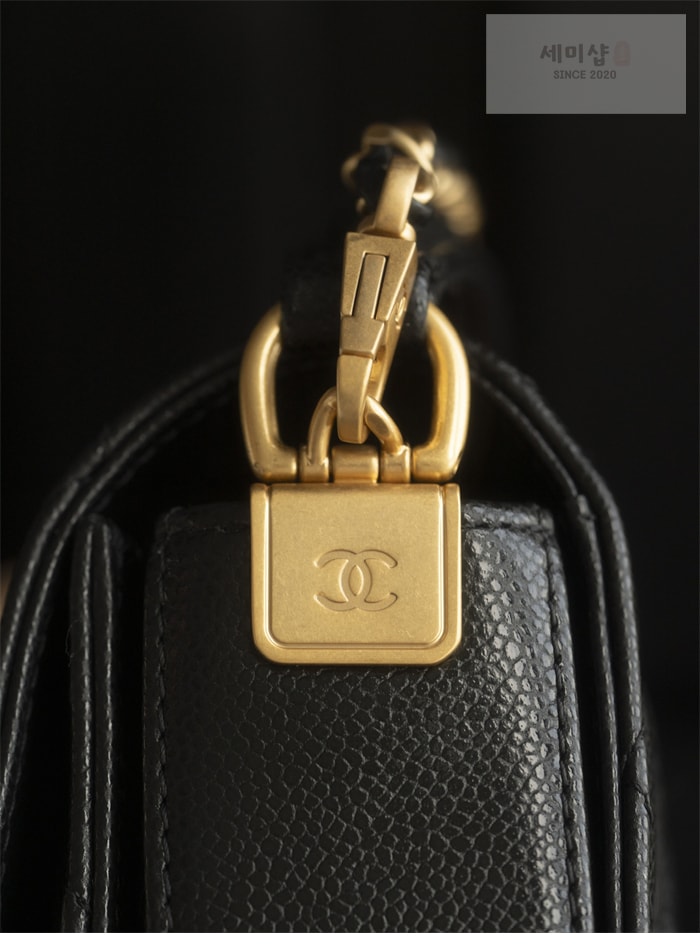 C H A N E L 샤넬 탑핸들 플랩백 Haas 가죽 블랙 Bag 20번 이미지