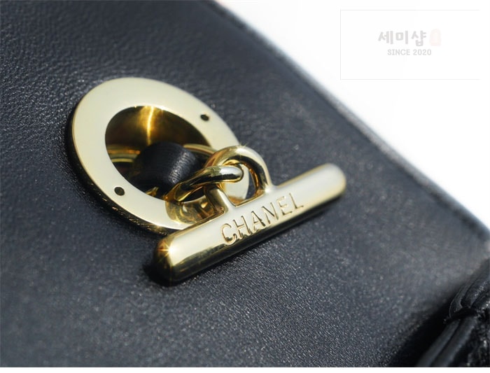 C H A N E L 샤넬 트렌디CC 쉐브론 탑핸들 스몰 블랙 Bag 7번 이미지