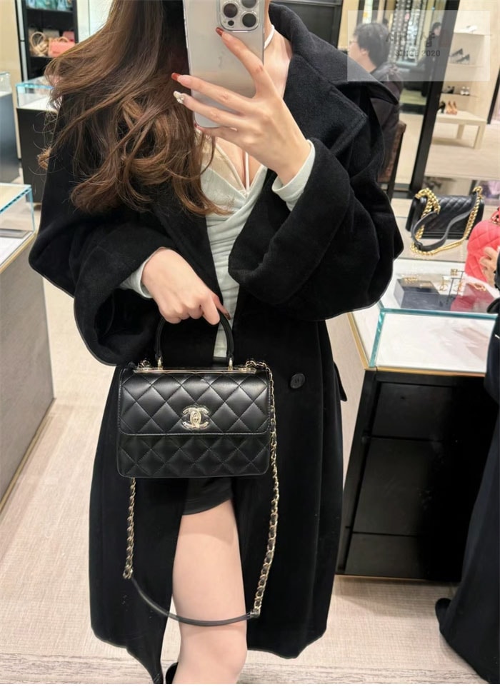 C H A N E L 샤넬 트렌디CC 퀼팅 탑핸들 미니 블랙 Bag 2번 이미지