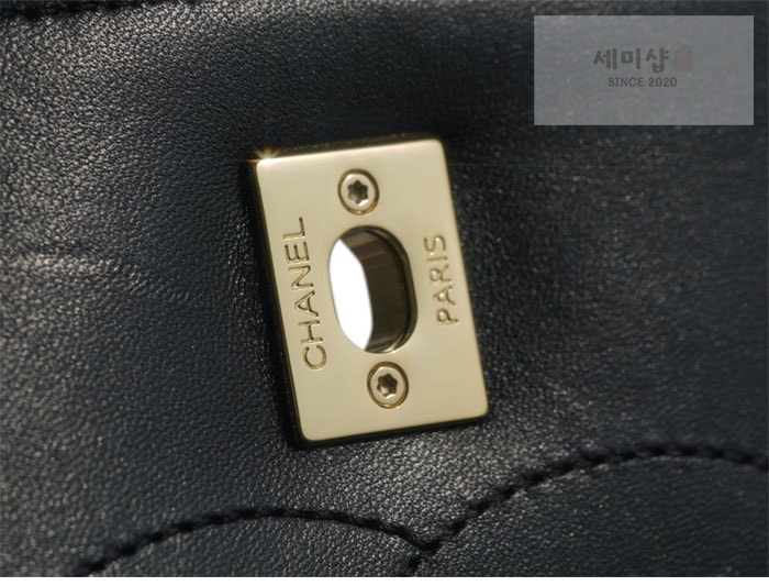 C H A N E L 샤넬 트렌디CC 퀼팅 탑핸들 스몰 블랙 Bag 13번 이미지