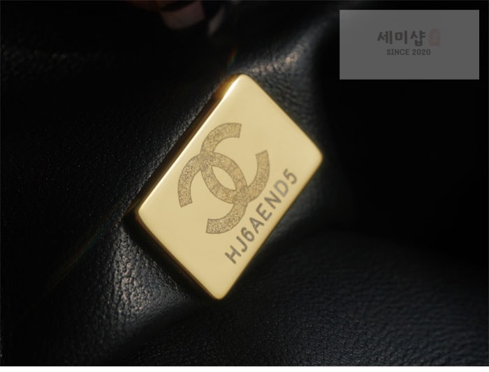 C H A N E L 샤넬 트렌디CC 퀼팅 탑핸들 스몰 블랙 Bag 21번 이미지