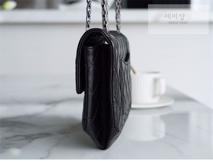 C H A N E L 샤넬 2.55 미니 빈티지 플랩백 은장 블랙 Bag 10번 이미지