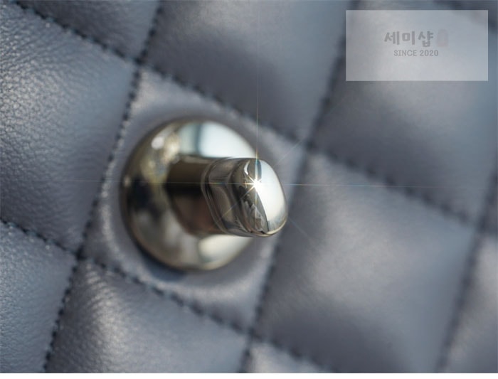 C H A N E L 샤넬 23k 뉴미니 탑핸들 CC 클래식 플랩 그레이 Bag 3번 이미지