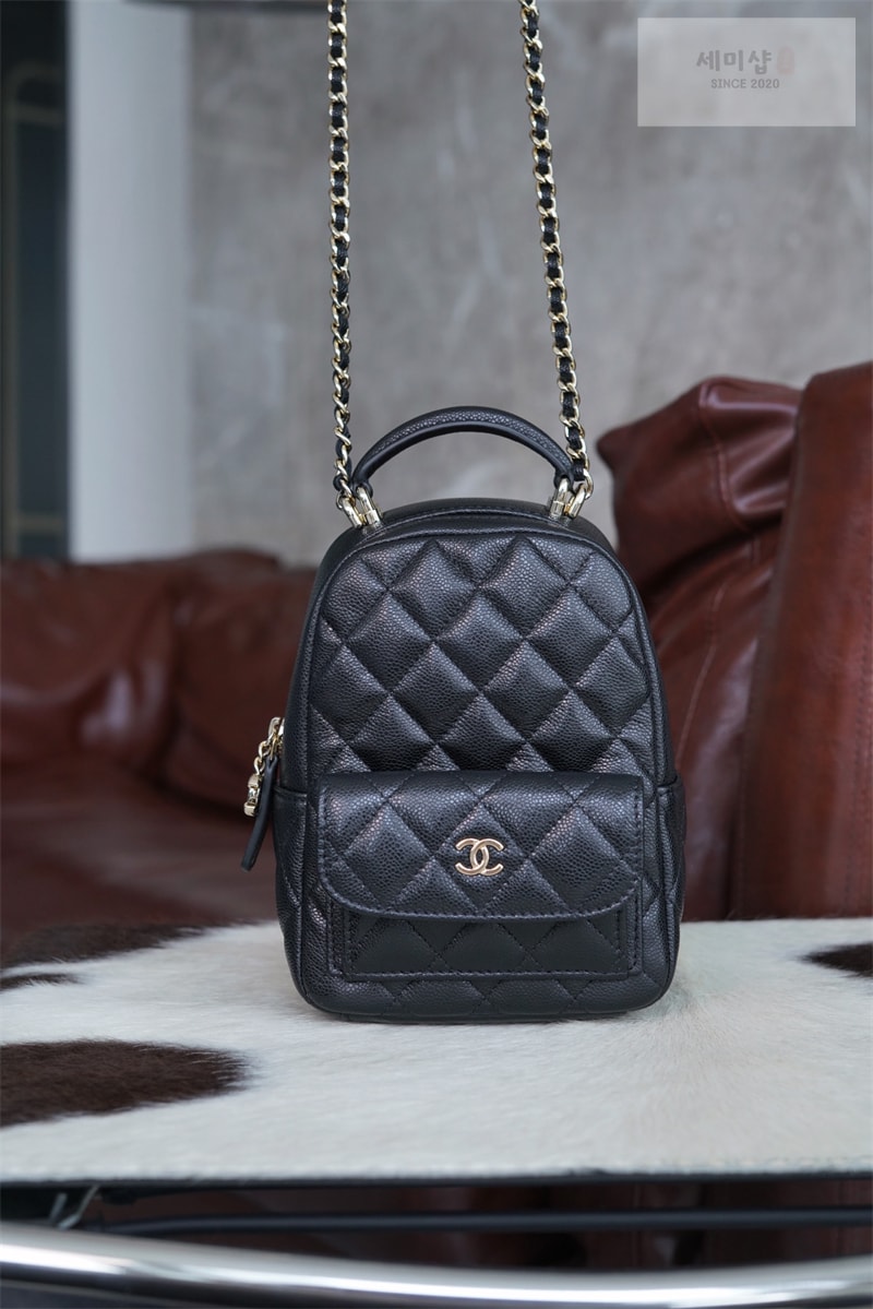 C H A N E L 샤넬 24C 탑 핸들 미니 백팩 블랙 블랙 Bag 2번 이미지