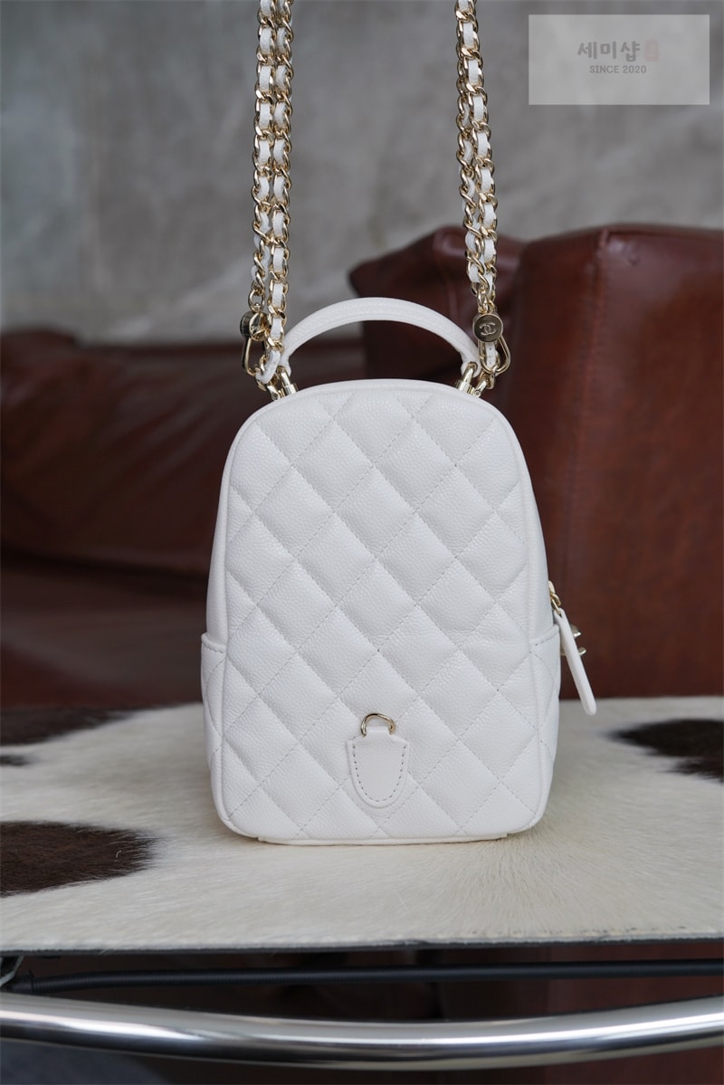 C H A N E L 샤넬 24C 탑 핸들 미니 백팩 화이트 화이트 Bag 4번 이미지