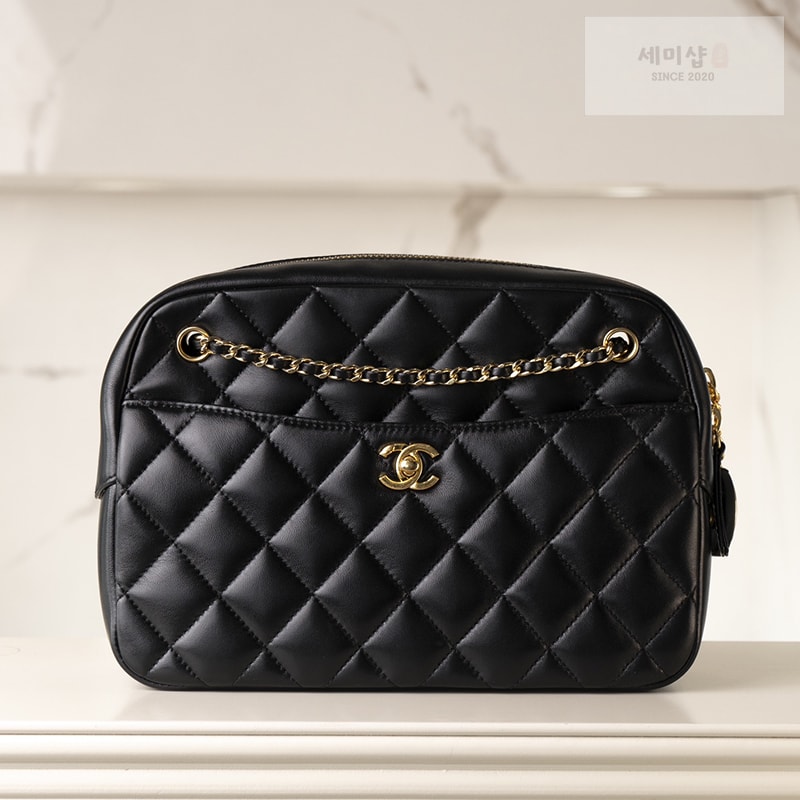 C H A N E L 샤넬 24K 골드메탈 카메라백 라지 블랙 Bag 4번 이미지