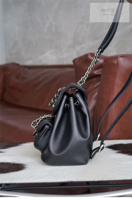 C H A N E L 샤넬 24P 듀마 백팩 블랙 블랙 Bag 4번 이미지