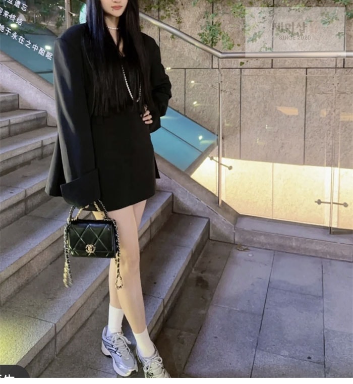 C H A N E L 샤넬 24p 19 WOC 블랙 골드 백 블랙 Bag 7번 이미지