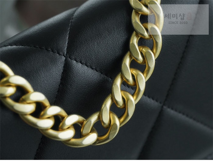 C H A N E L 샤넬 24p 19 WOC 블랙 골드 백 블랙 Bag 20번 이미지