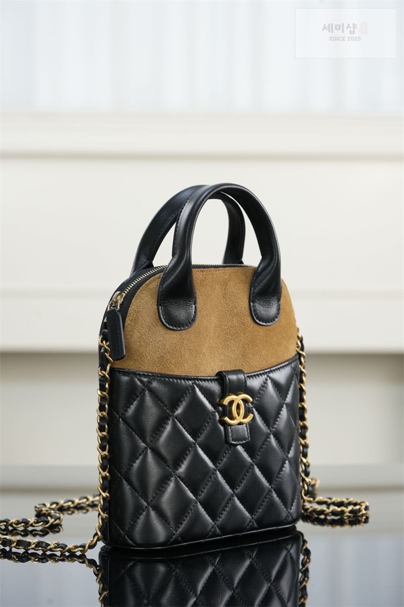 샤넬 샤넬 25A 스웨이드 카프스킨 체인 미니백 블랙 Bag 11번 이미지