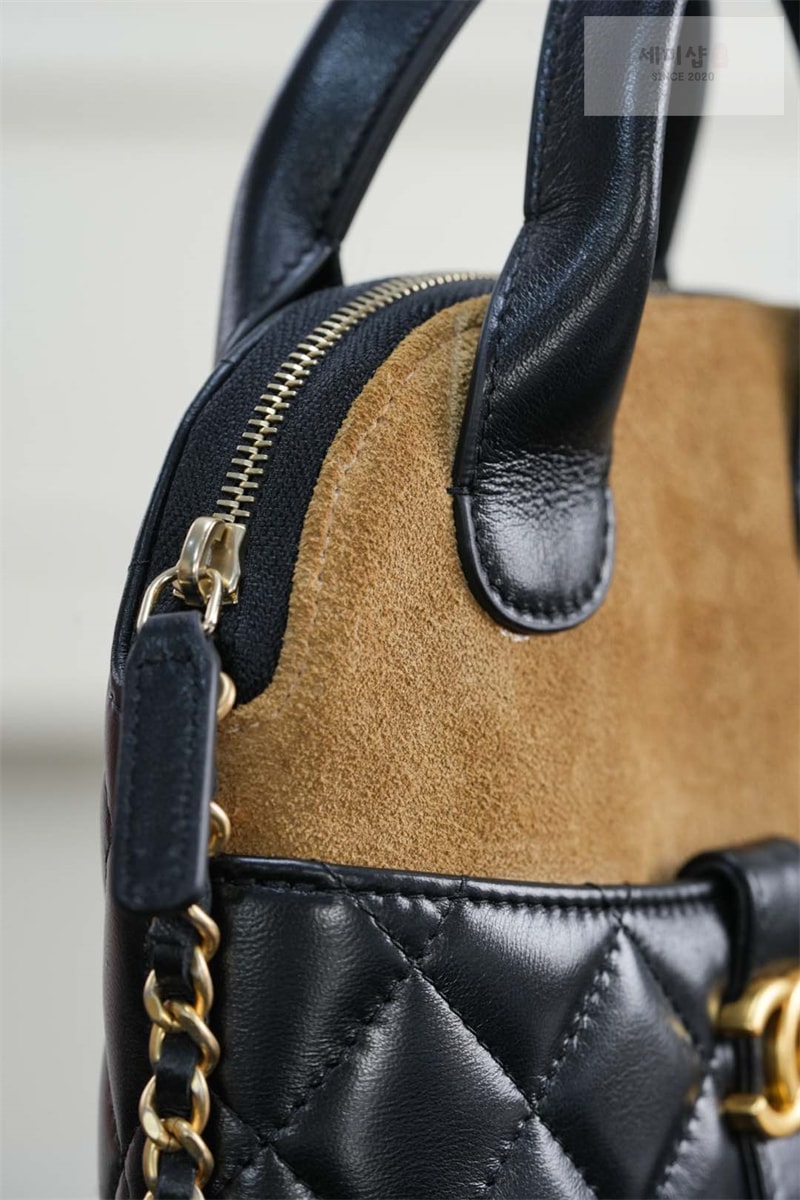 샤넬 샤넬 25A 스웨이드 카프스킨 체인 미니백 블랙 Bag 8번 이미지