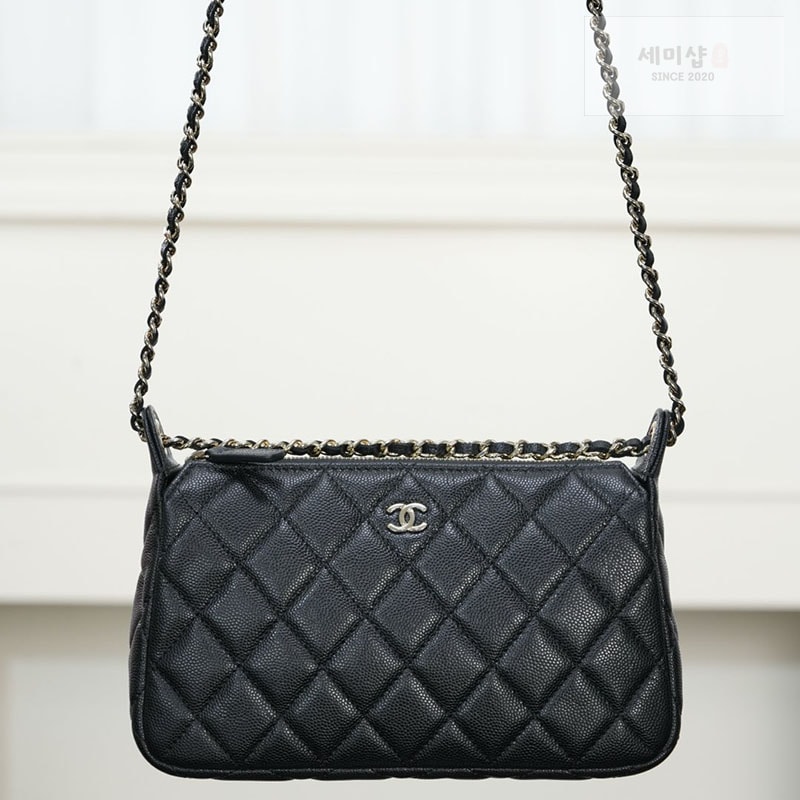 C H A N E L 샤넬 25A 캐비어 미니 체인 숄더백 블랙 Bag 5번 이미지