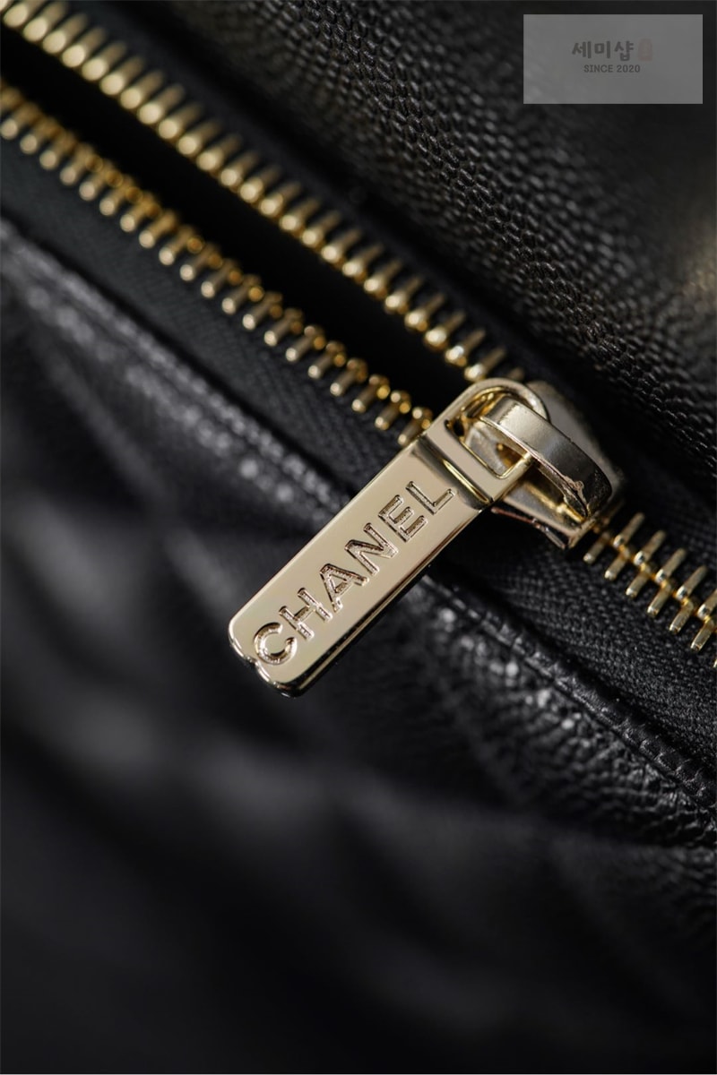 C H A N E L 샤넬 25B 어피니티 듀마 백팩 라지 블랙 캐비어 블랙 Bag 2번 이미지