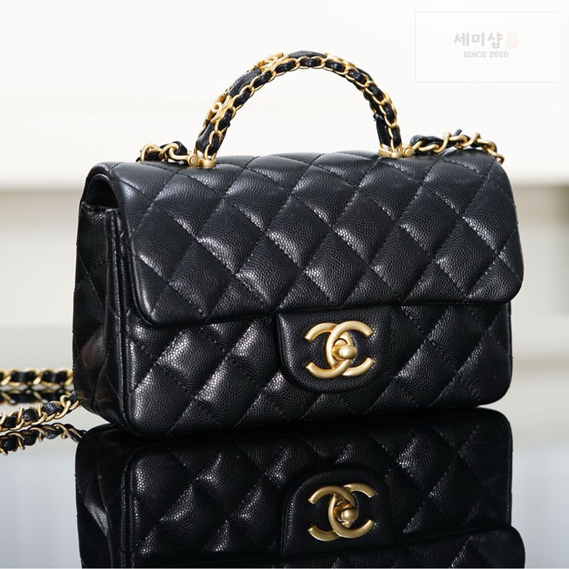 C H A N E L 샤넬 25B 클래식 뉴미니 탑핸들 플랩백 블랙 Bag 8번 이미지
