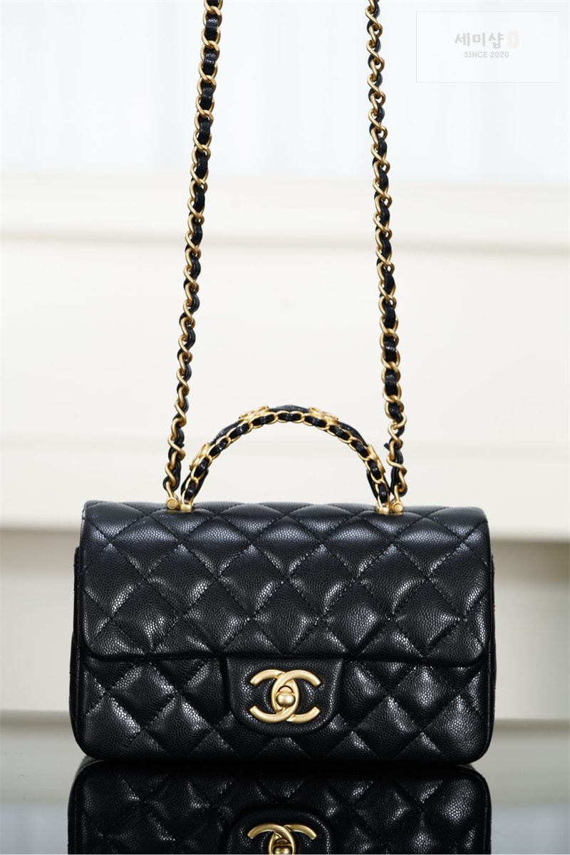 C H A N E L 샤넬 25B 클래식 뉴미니 탑핸들 플랩백 블랙 Bag 3번 이미지