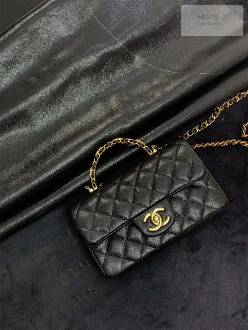 C H A N E L 샤넬 25B 클래식 뉴미니 탑핸들 플랩백 블랙 Bag 11번 이미지