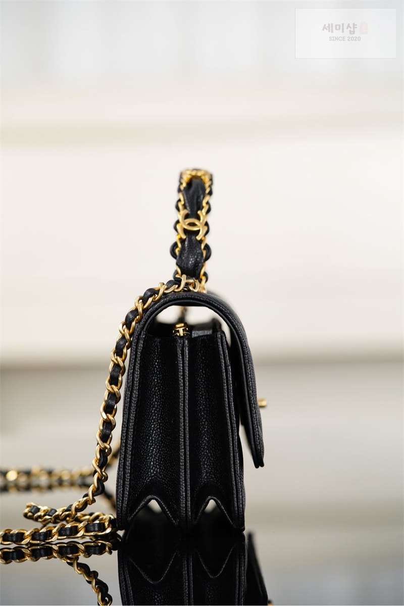 C H A N E L 샤넬 25B 클래식 탑핸들 체인백 캐비어 골드메탈 블랙 블랙 Bag 3번 이미지